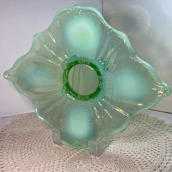 💚Antique Dugan Diamond Green Opalescent Handkerchief Bowl Footed Candy Dish 1909